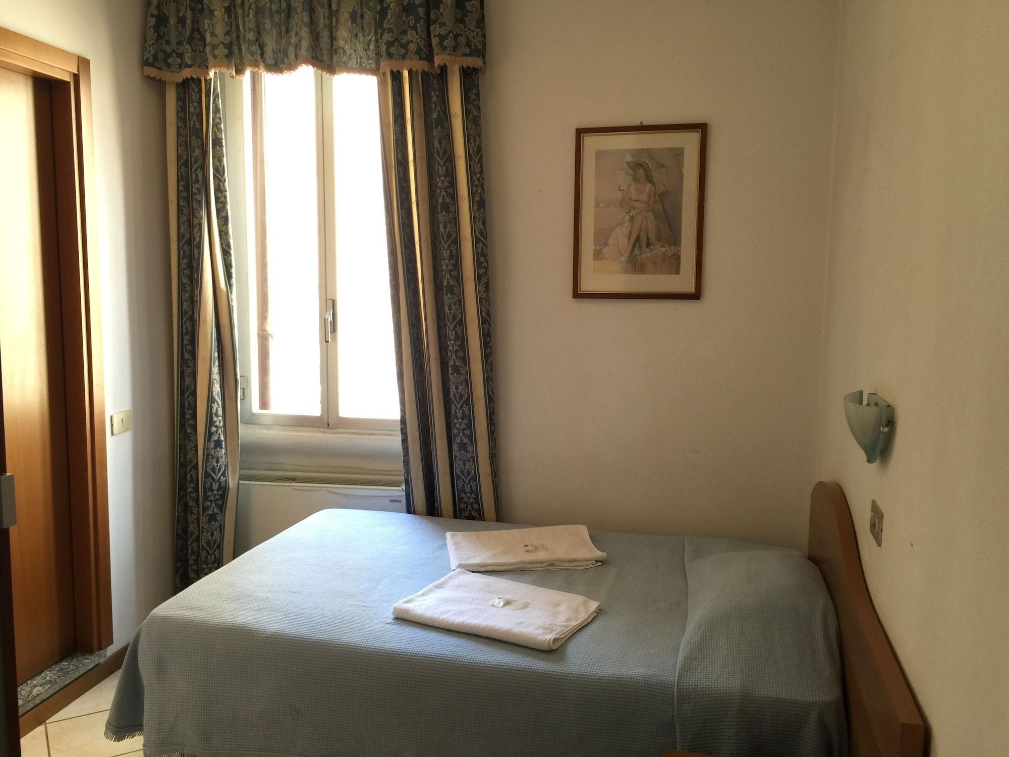 Hotel Adelchi Milánó Kültér fotó